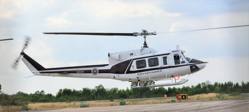 Белл 212 вертолет