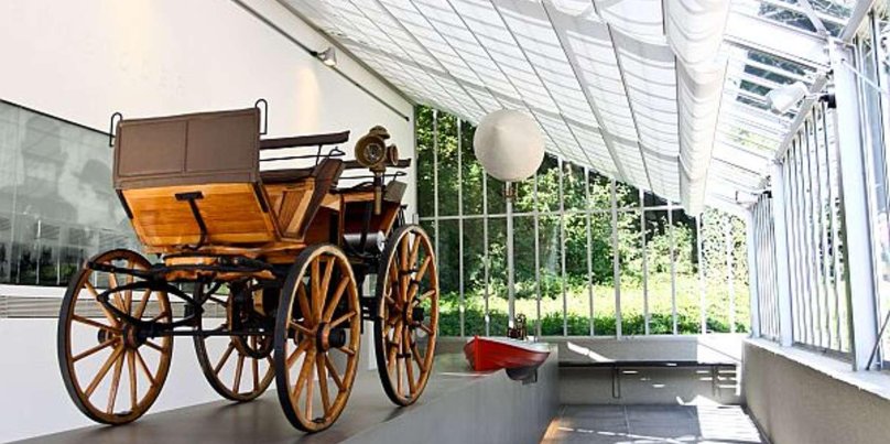 Первый грузовой автомобиль в мире Готлиб Даймлер