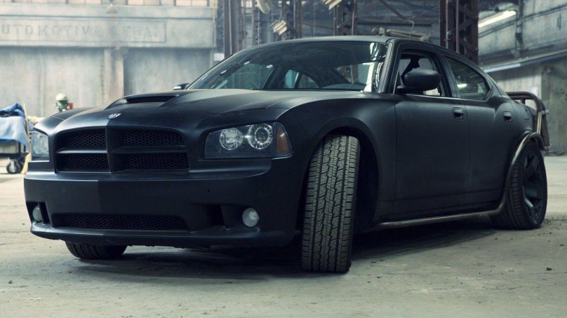 Dodge Charger srt8 черный