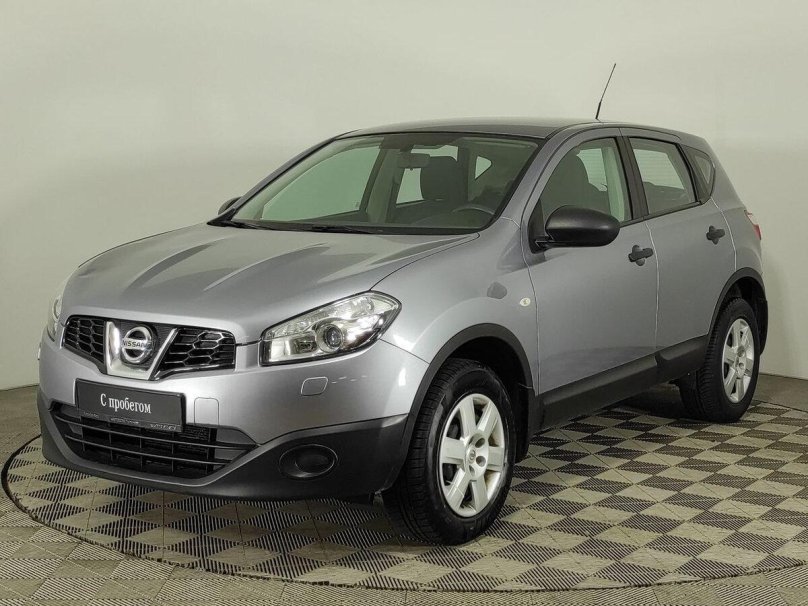 Ниссан Кашкай 2009 серебристый
