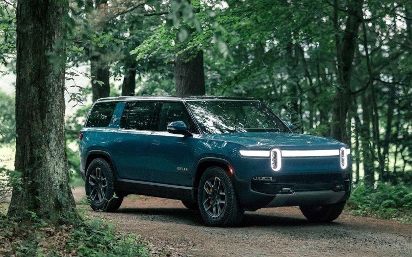 Rivian r1s