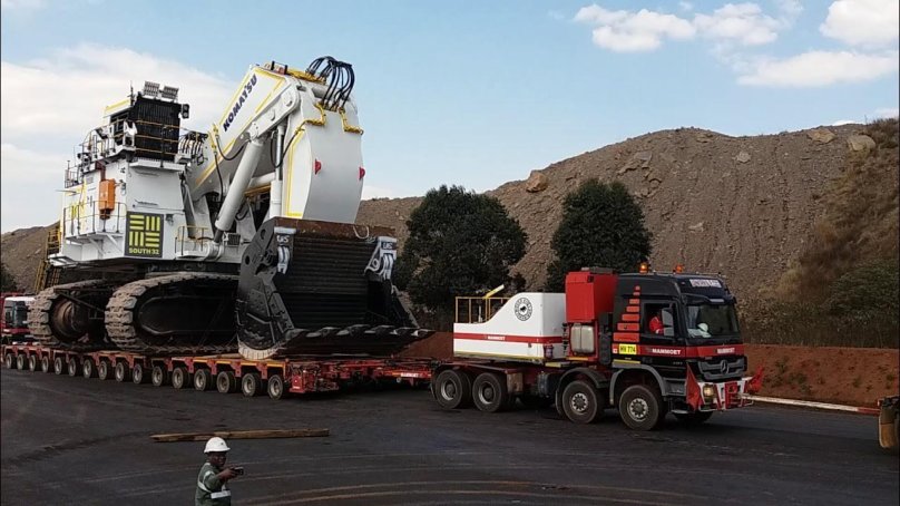 Комацу РС 8000