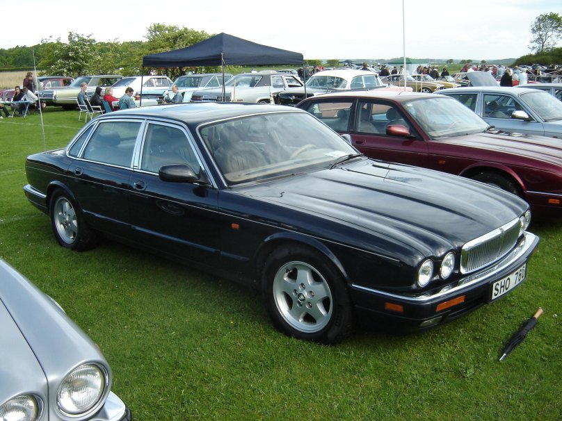 Ягуар Соверен 1996