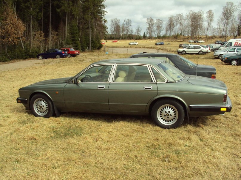 Ягуар Соверен 1987 салон