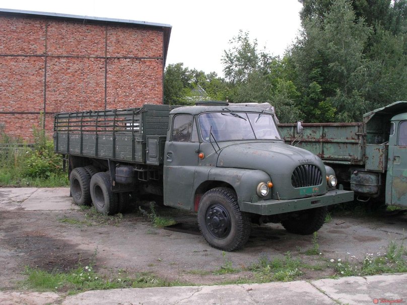 Tatra t138