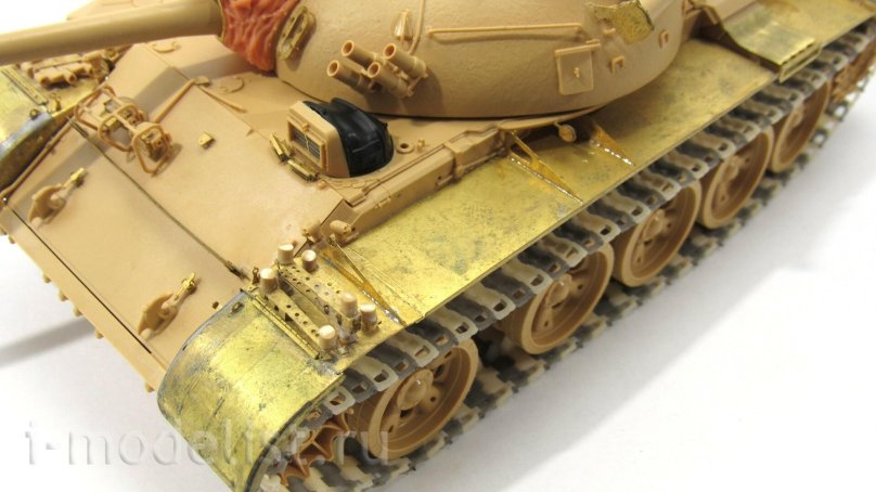 Надгусеничная полка