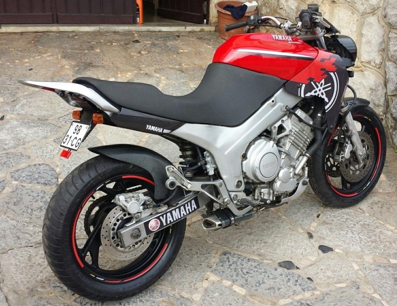 Yamaha TDM 850 Custom