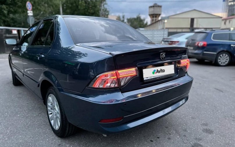 Иранский седан IKCO Tara