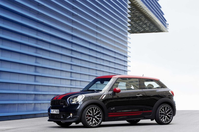 Mini Cooper Paceman на больших колесах