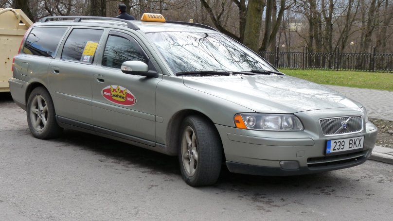 Такси Вольво s80