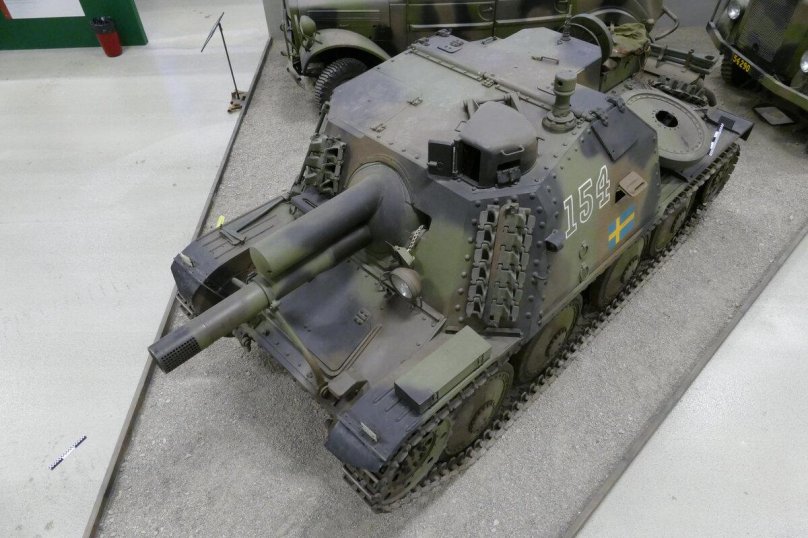 Шведская САУ sav m 43