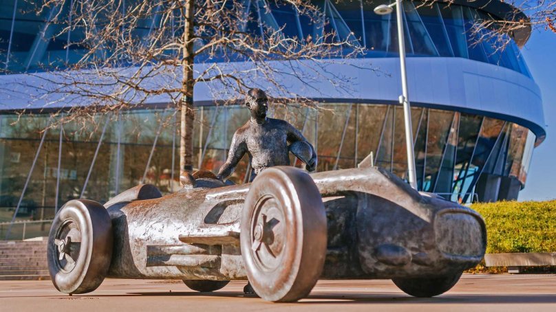 Эра и арта скульптуры