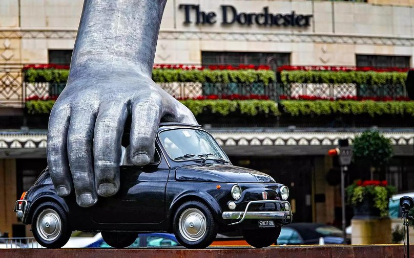 Скульптуры автомобиль