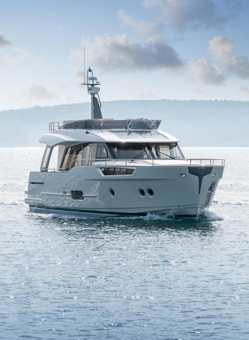 Яхты Greenline 48