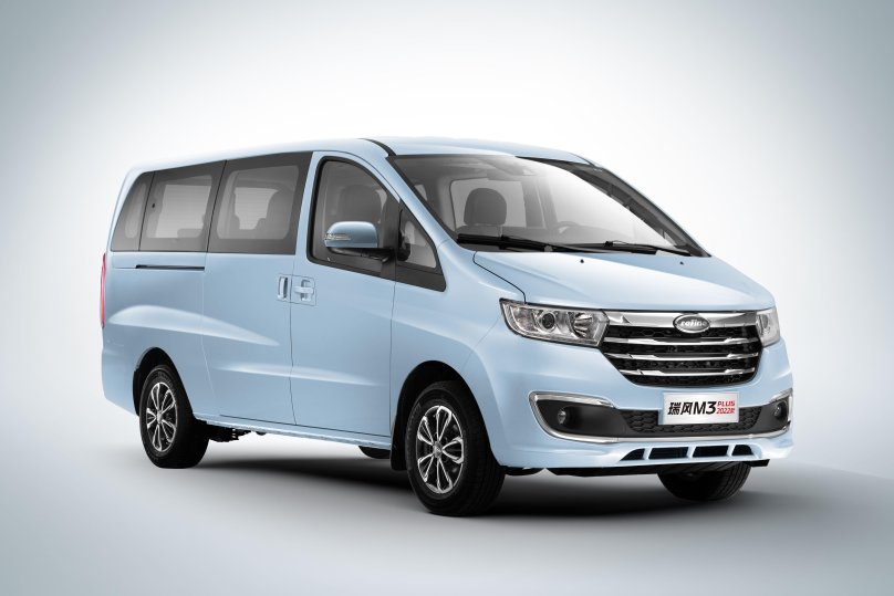 Минивэн JAC Refine m4