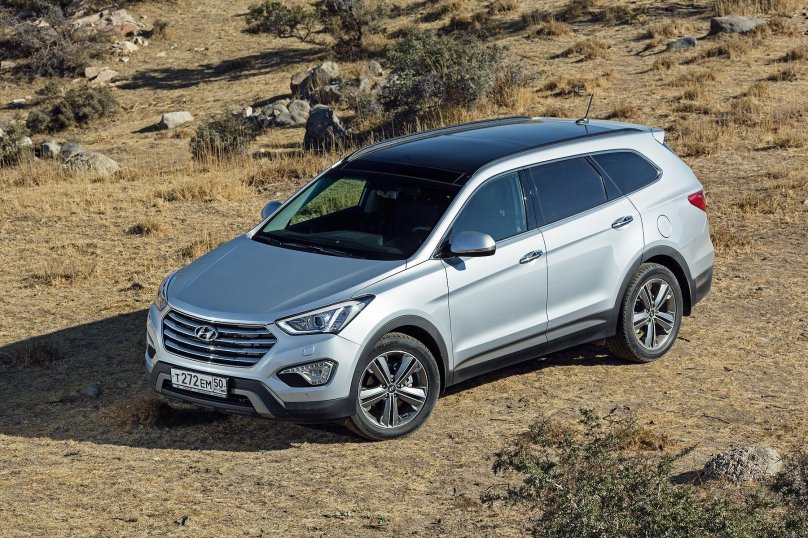 Hyundai Grand Santa Fe 2013