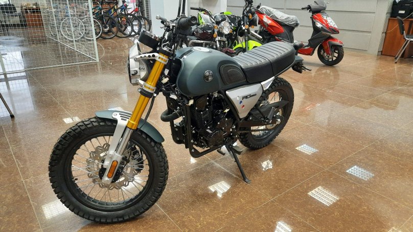 Racer rc250ck-a Triumph