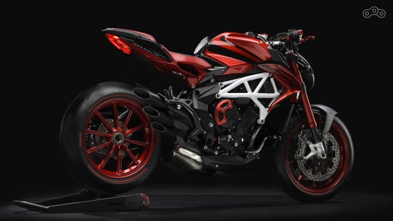 MV Agusta brutale 800