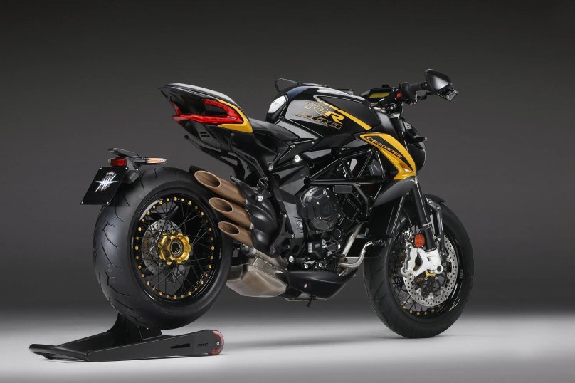 Мотоцикл MV Agusta brutale 800