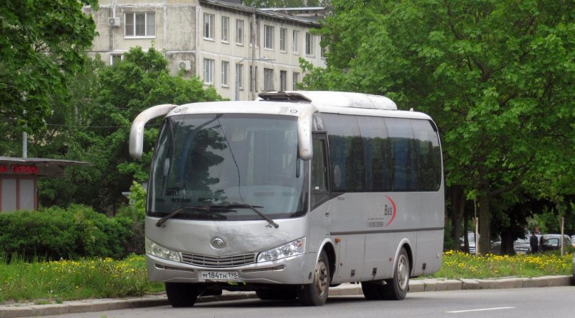 Ютонг 6737 автодом