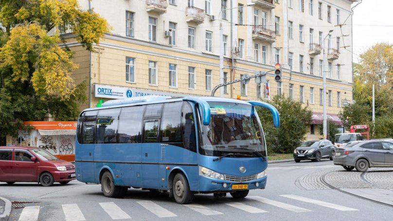 Ютонг автобус городской
