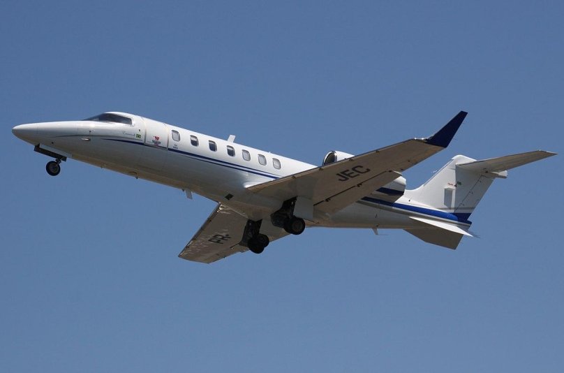 Learjet 28