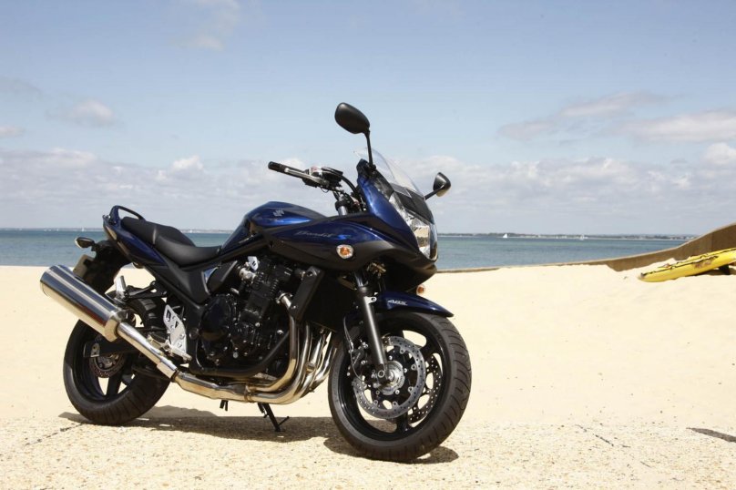 Мотоцикл Сузуки бандит 650