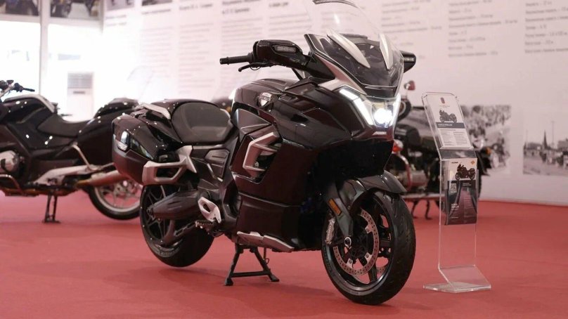 Российский электромотоцикл Аурус