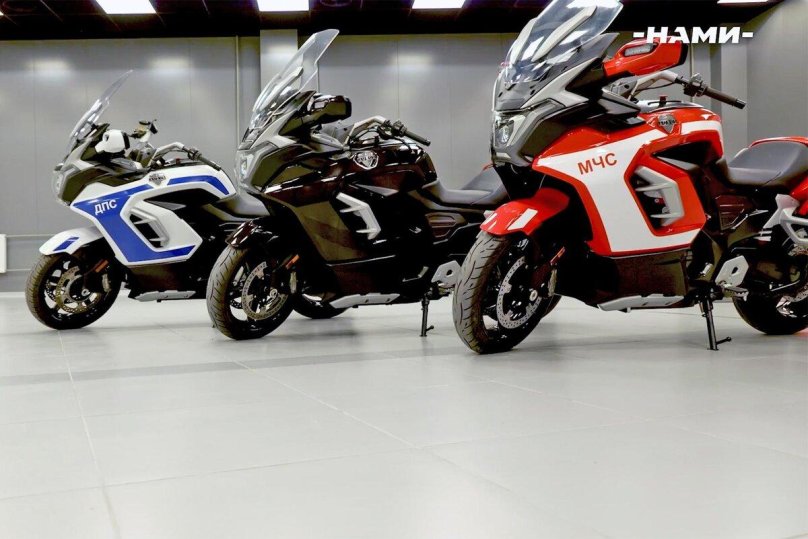 Российский электромотоцикл Aurus Merlon