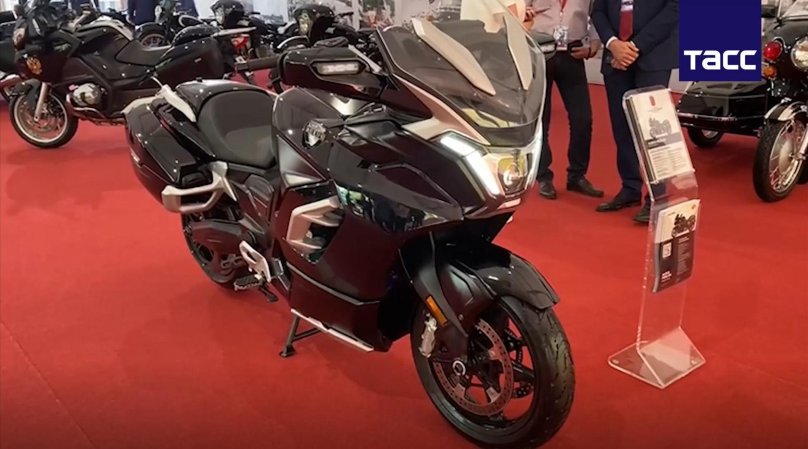 Российский электромотоцикл Aurus Merlon