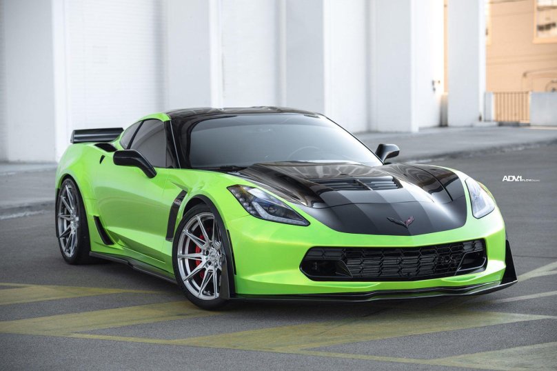 Chevrolet Corvette Stingray c7 зеленый
