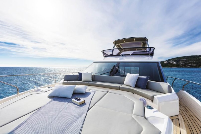 Яхта Riva Folgore 88