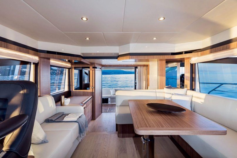 Яхта Абсолют 50