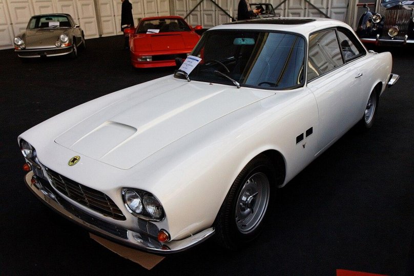 Gordon-Keeble gt Interior