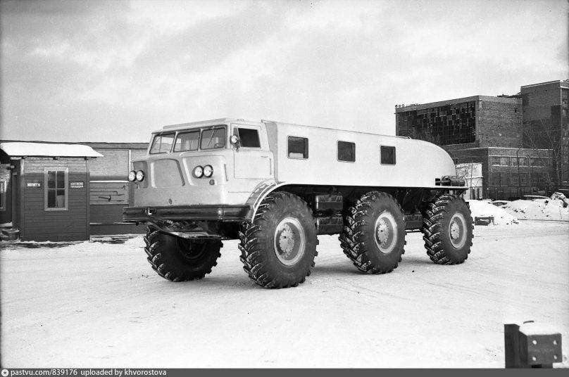 Снегоболотоход ЗИЛ-э167