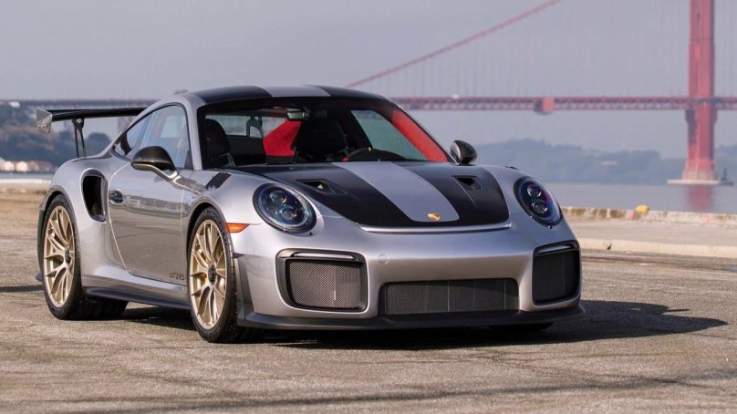 Порше 911 gt2
