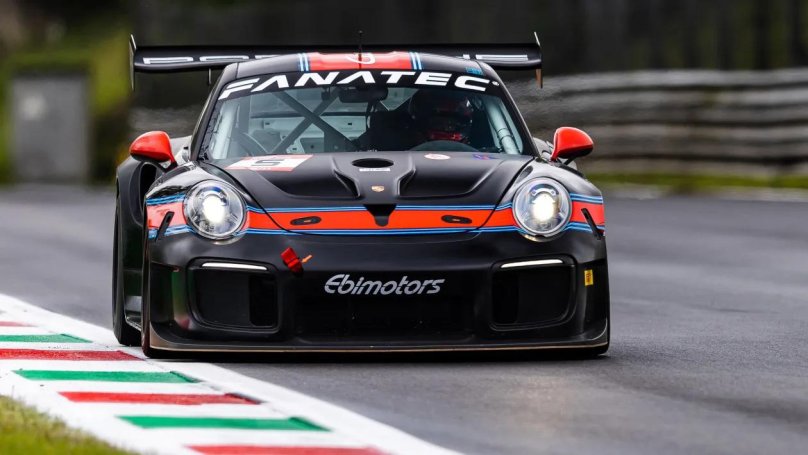 Porsche 911 gt2 RS Clubsport