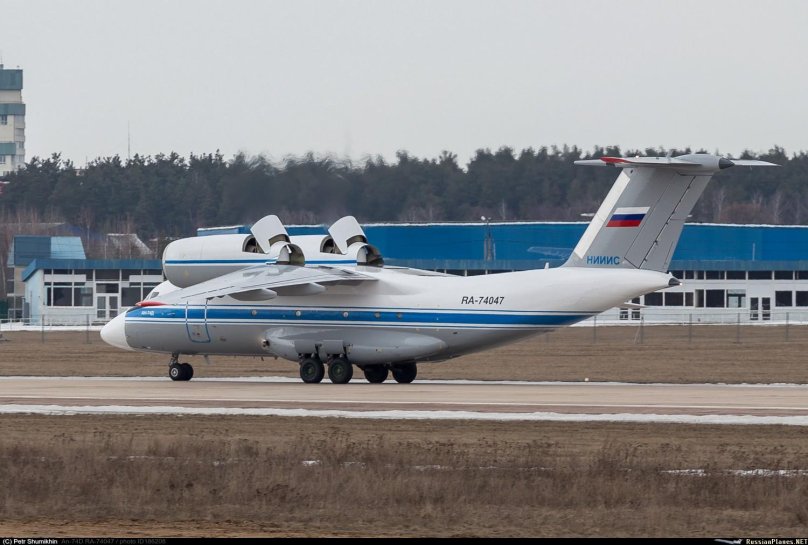 Самолет АН 74 Д
