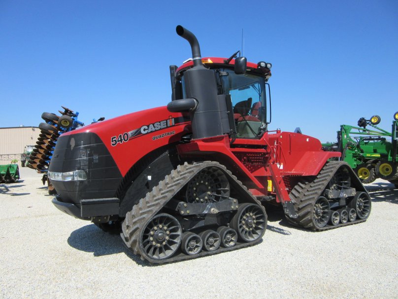 Гусеничный трактор Case IH Quadtrac 620