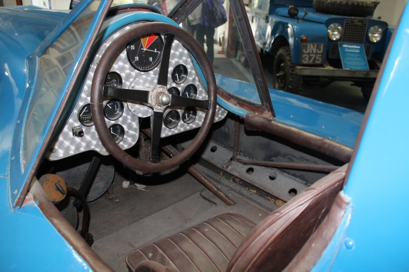 Bluebird машина 1935