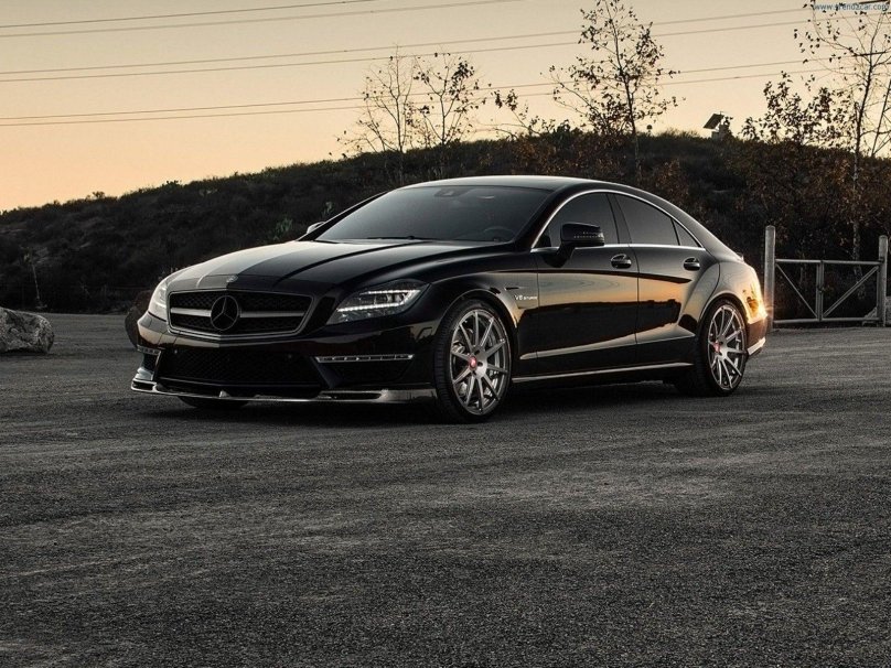 Мерседес Бенц CLS 63