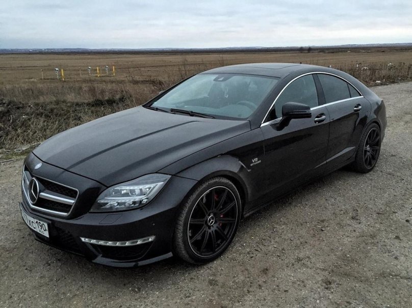 Мерседес банан CLS 500