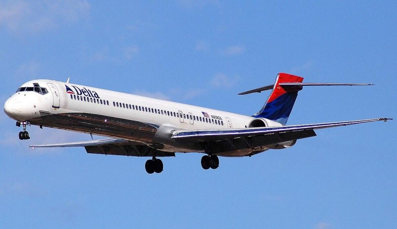 Макдоннелл Дуглас МД-90