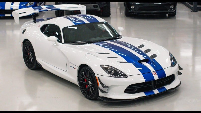 Dodge Viper GTS-R 2000