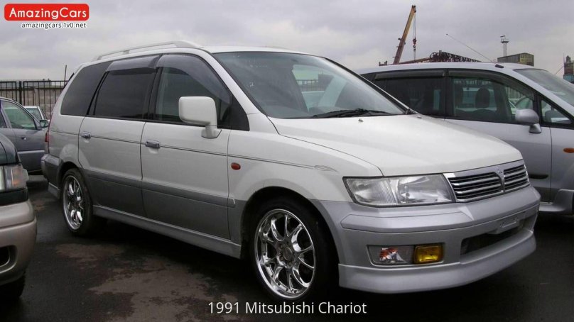 Митсубиси Гранд Шариот