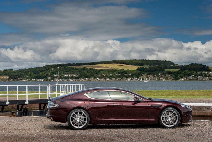 Aston Martin rapide