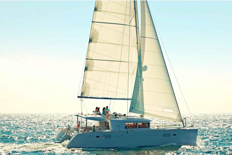 Катамаран Lagoon 40