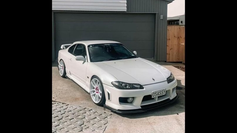Nissan Silvia s15 2000
