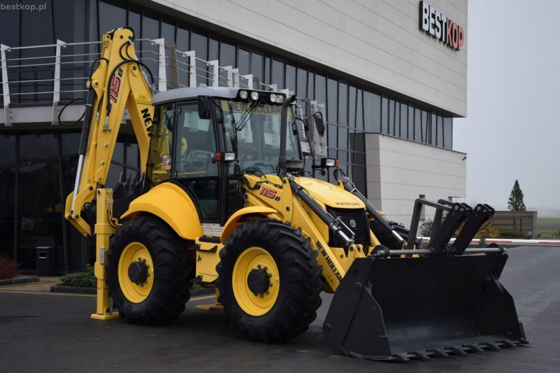 Экскаватор-погрузчик New Holland b115b
