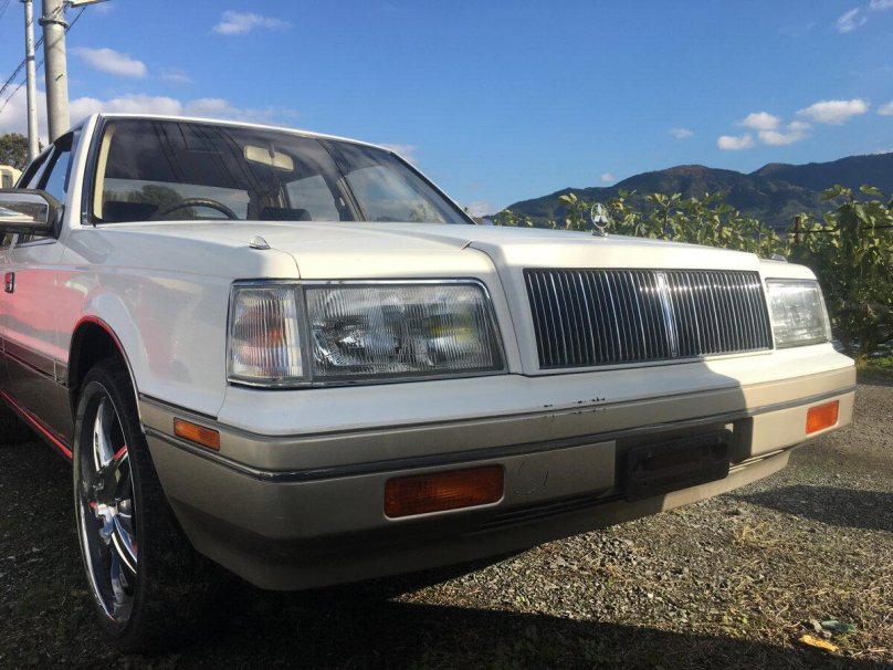 Mitsubishi Debonair 1989